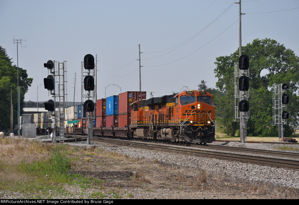 BNSF 8262